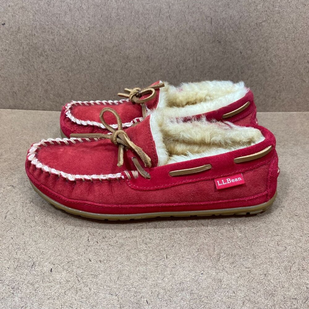 L.L. Bean Womens Red Suede Wicked Moccasin Slippers Shearling Lining Size 5.5